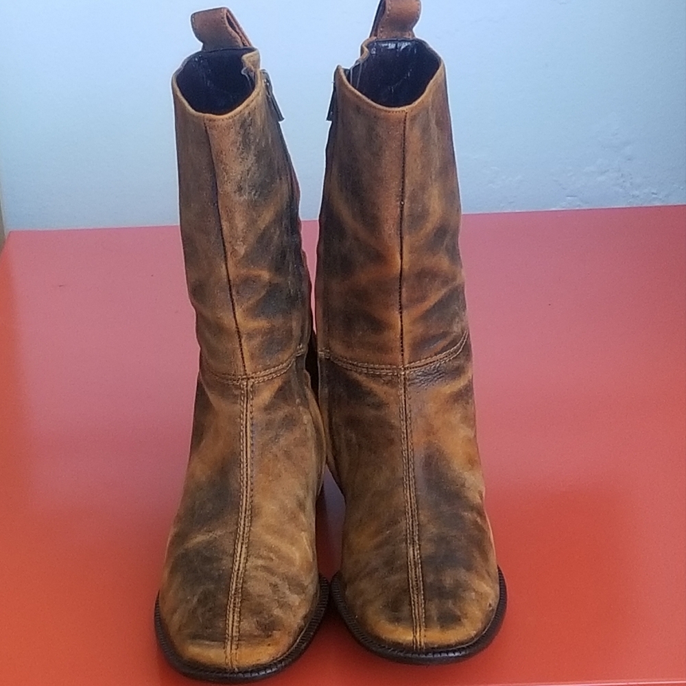 Stephane Kelian Paris Burnt Orange Boots